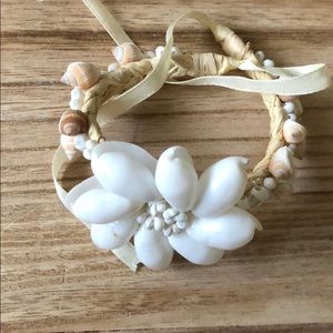 She’ll bracelet/anklet
